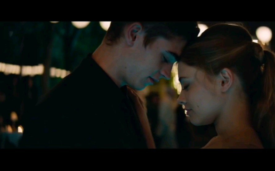 电影after宴会跳舞片段