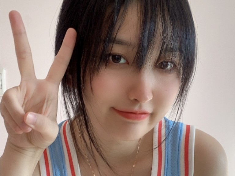 [ai]动起来还算"照骗"吗?虎扑女神-请给我一个冰淇淋