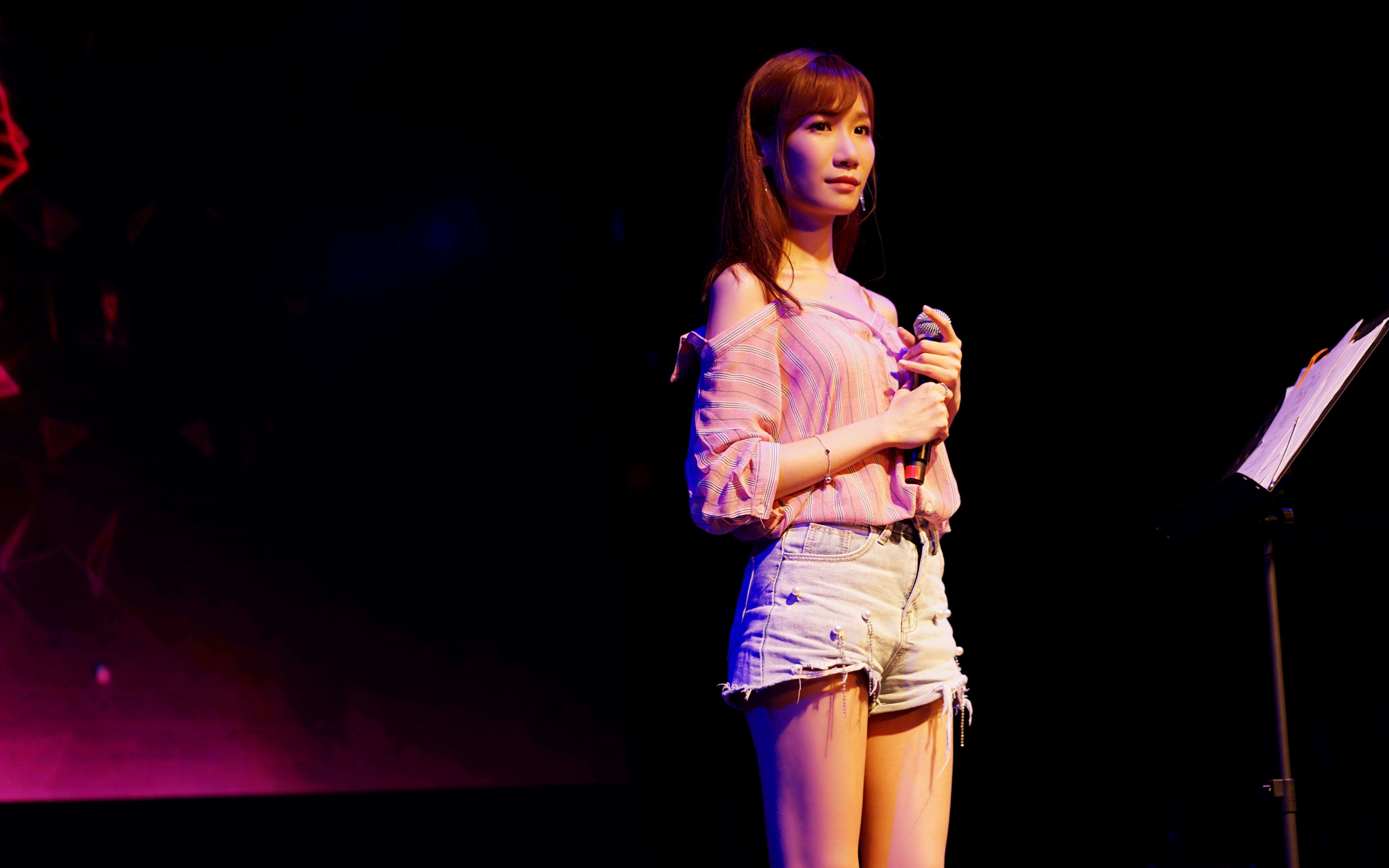 【小缘】唱到感动落泪的小缘喵(《letter song》)