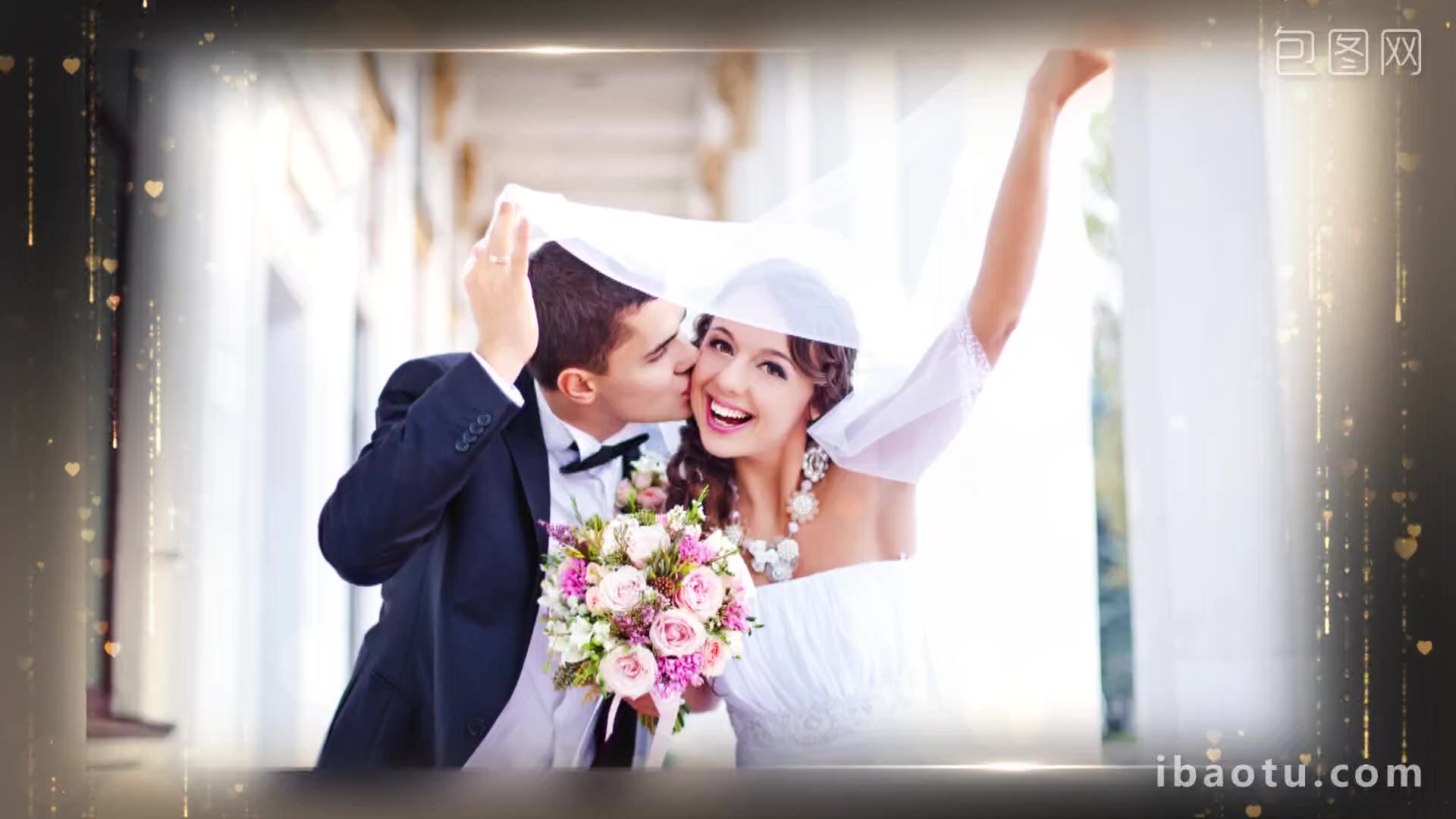 [图]AE模板-金色粒子浪漫婚礼照片文字展示 Golden Particle Light Wedding Photo 1258596