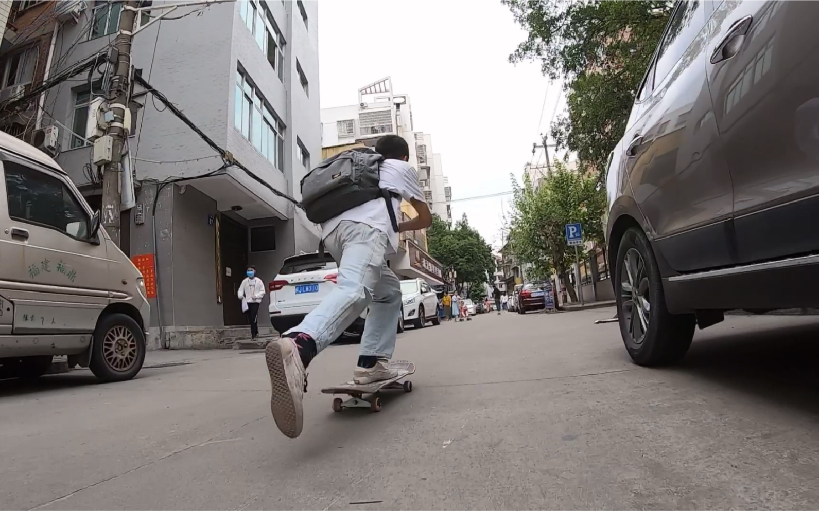 福鼎滑板来自15岁少年