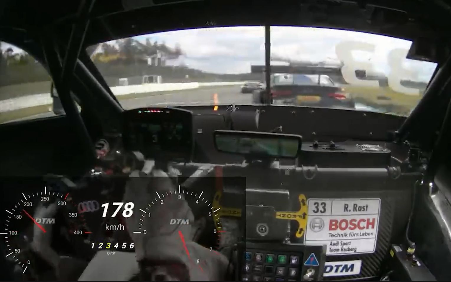 [图]【DTM2019】车载 第1站第2回合 René Rast 的砍瓜切菜式超车