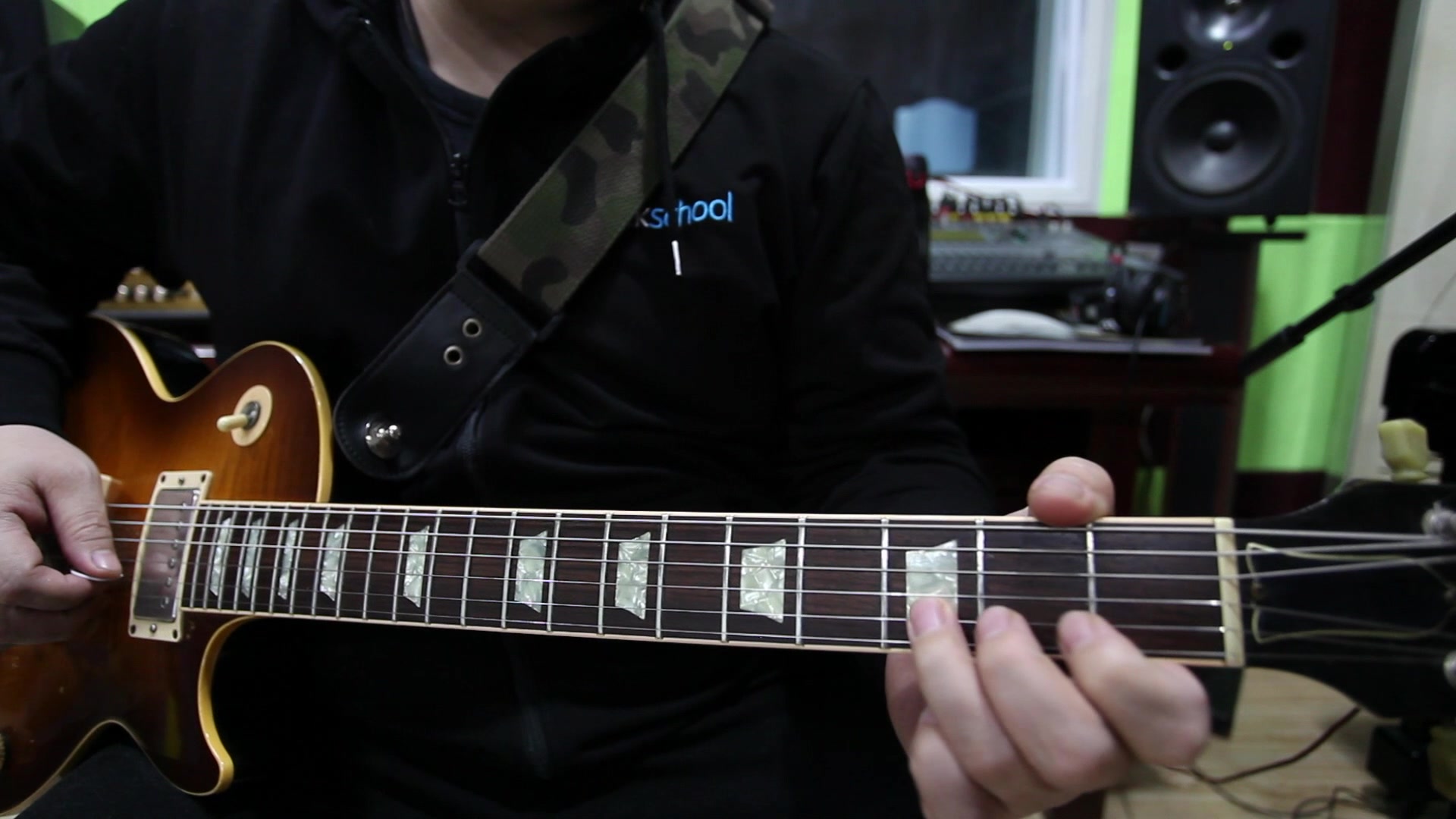 rockschool 电吉他一级 icaufo 曲子新_哔哩哔哩 (゜-゜)つロ 干杯