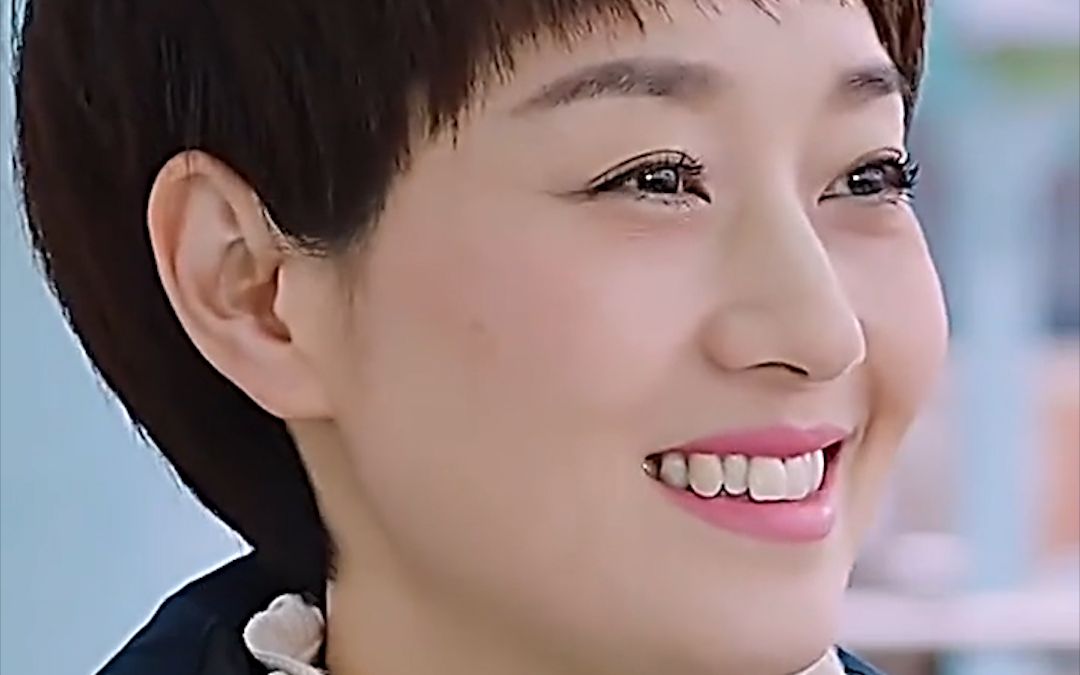 马伊琍她的笑容真的很治愈好喜欢