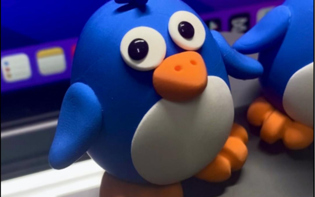 小企鹅和大家打招呼啦!新手入门粘土教程第24期,适合大小朋友玩的手工