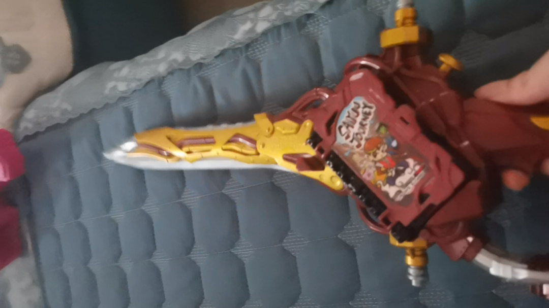 机智帅气的一炫君 @王小明蜀黍 @漂泊于旅途中的早川健 @mr三水君