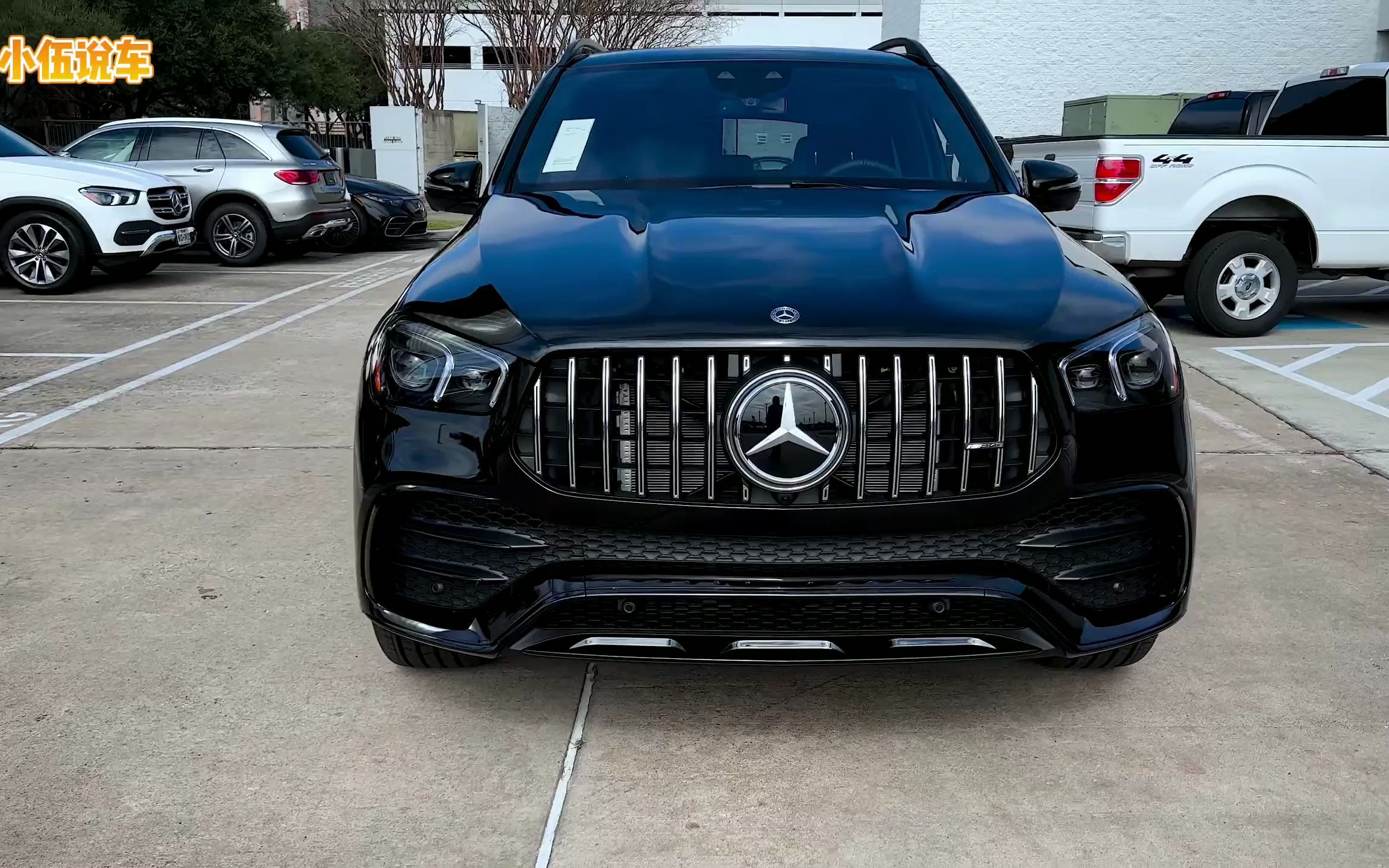 2022款奔驰amg gle53按下钥匙后,近距离了解,才知道啥叫帅气!