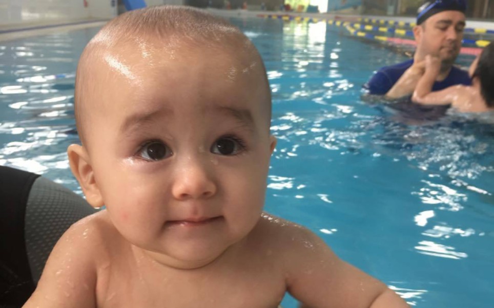 [本特利] 游泳小本,kiyo