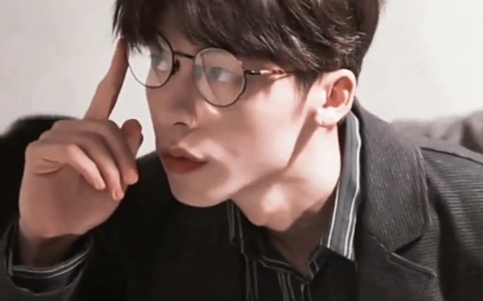 许光汉这喉结我爱了!