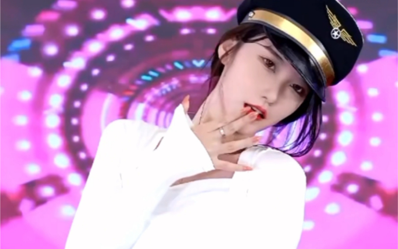 璐宝lucy 性感开火车口哨舞慢摇 性感热舞 10月4号