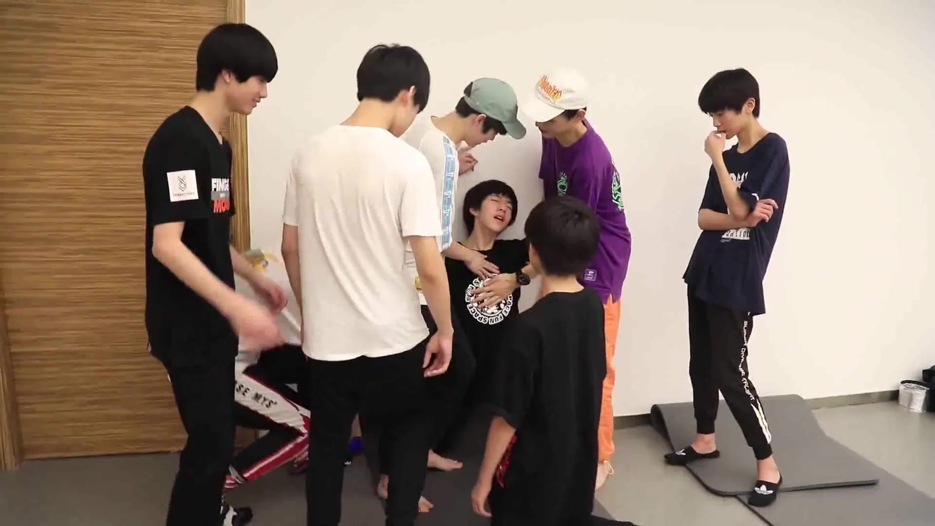 【tf家族】集训生活01~03全 (tyt暑假预备役)