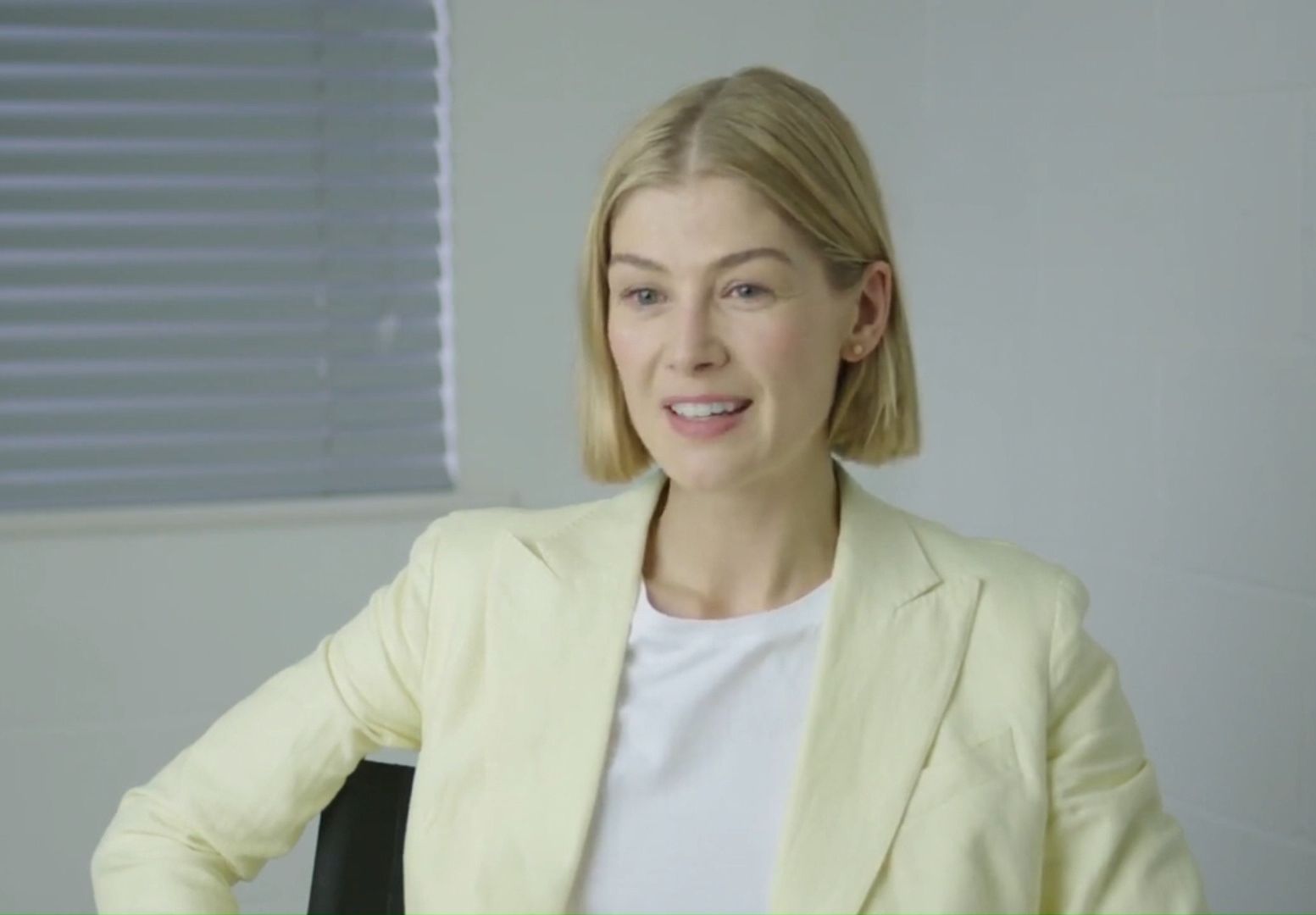 超飒裴姨电影 我很在乎 i care a lot  专访 | 裴淳华 rosemund