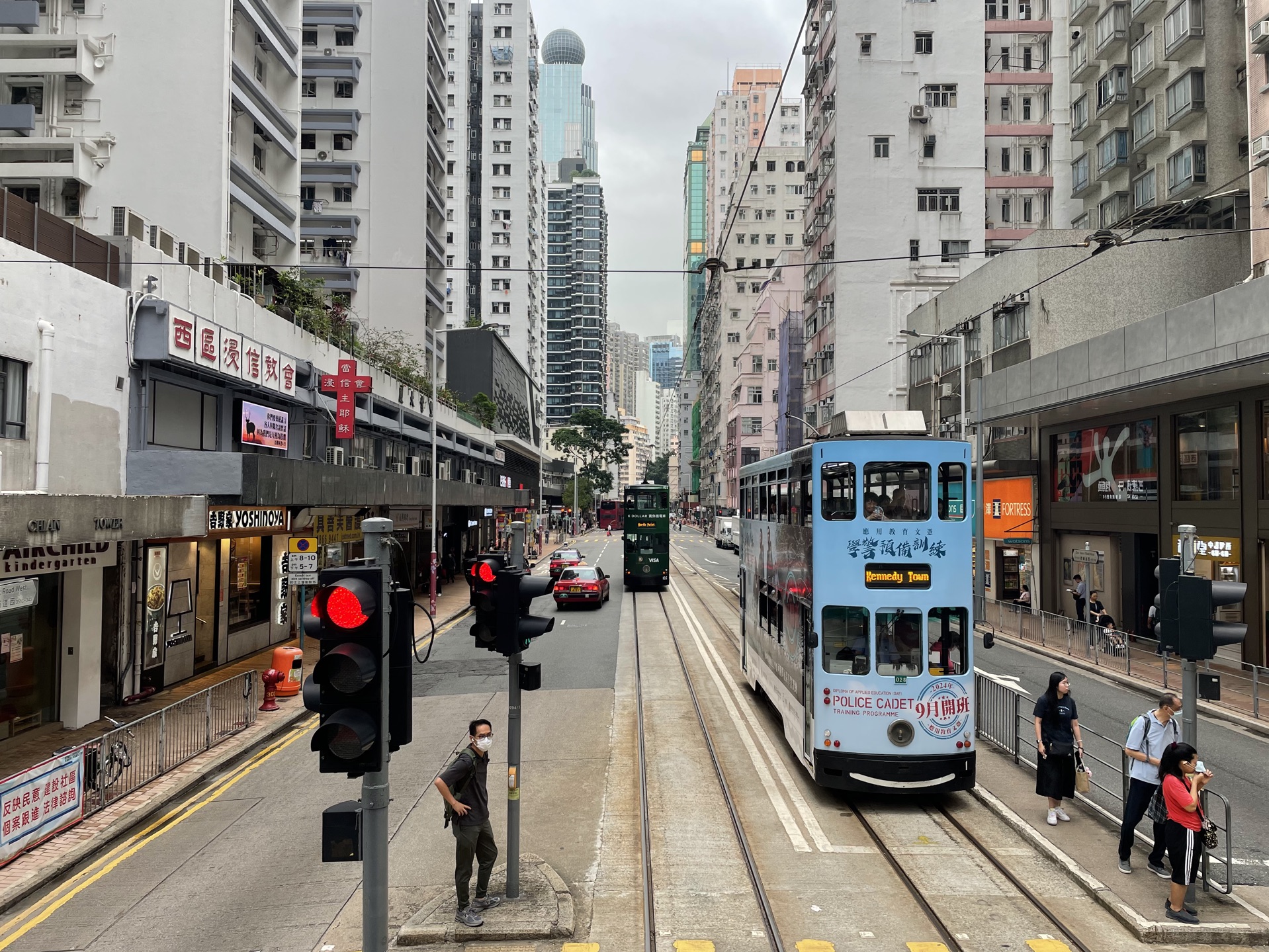 香港有轨电车"坚尼地城"街景实拍