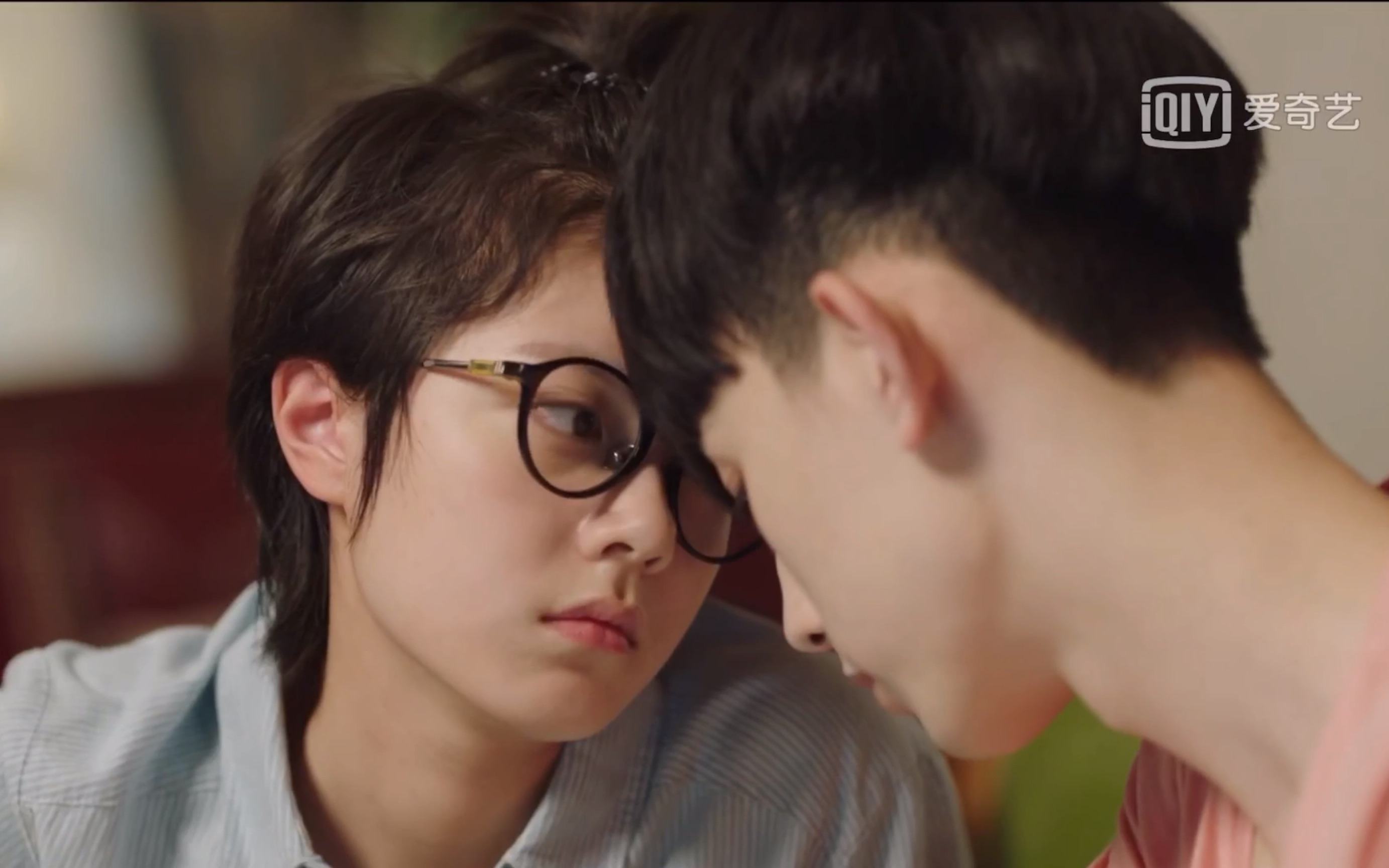 少年派在玻璃渣的剧情里期待一秒cp预售的大白兔奶糖