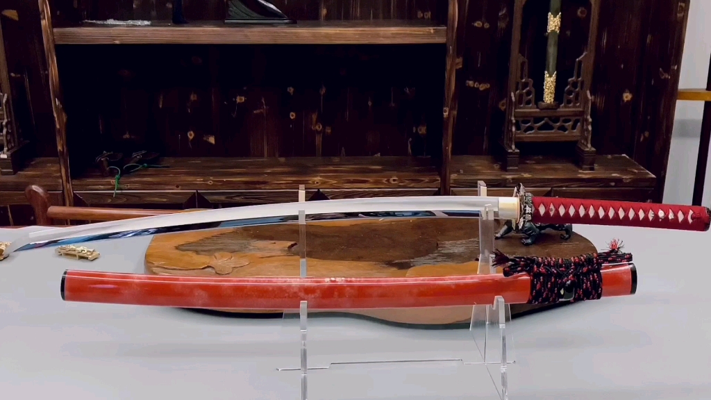 直刃纹打刀 武士刀 红鱼皮鞘 纯铜刀镡鎏金银工艺 镜面研磨工艺 仕上