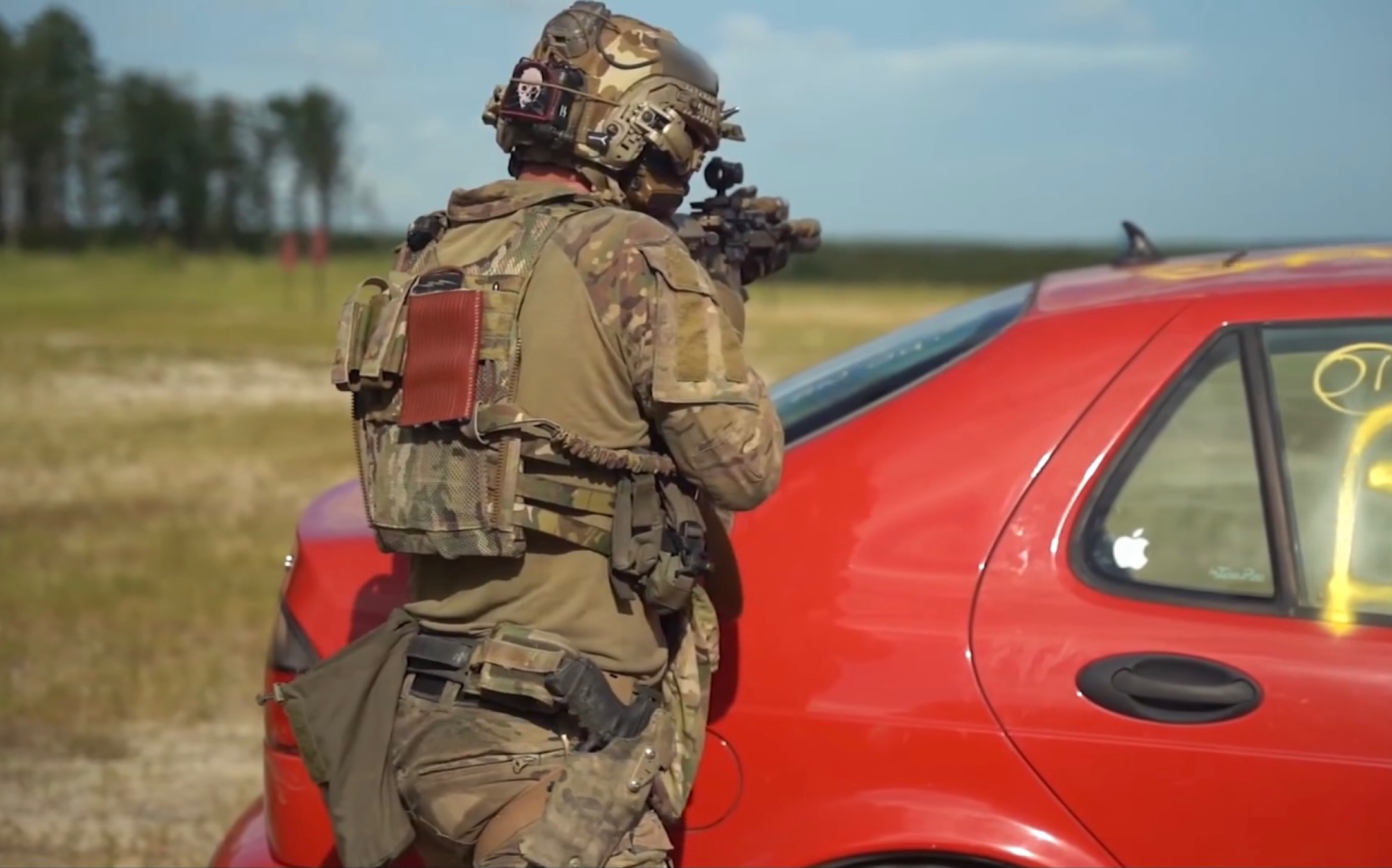 满配fma的sf战术头盔快速浏览