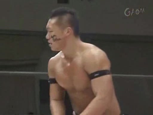 [图]Dragon Gate Glorious Gate Tag 8 2007.04.17 Typhoon vs.  The Muscle Outlawz