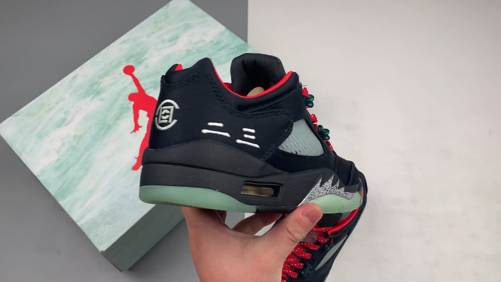 clot x air jordan aj5 retro low"cny"中国年黑红丝绸翡翠夜光撕撕乐
