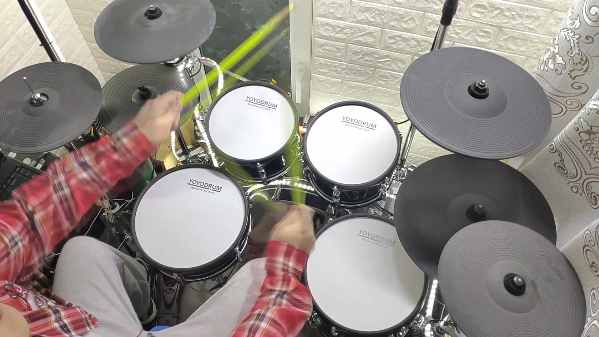 【Drum Cover】陈奕迅:《遥远的她》Live版本哔哩哔哩bilibili