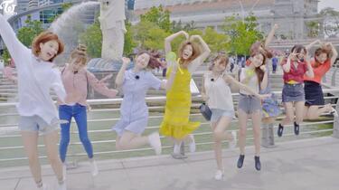 レア❣️ TWICE TWICE TV6 IN SINGAPORE DVD 写真集 TWICE TV 6 IN SINGAPORE DVD - Kpop USA
