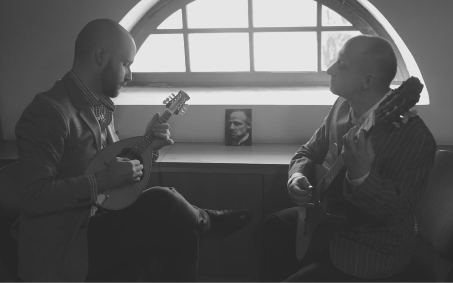 曼陀铃演奏经典黑帮电影教父主题曲speaksoftlylove王老师搬运