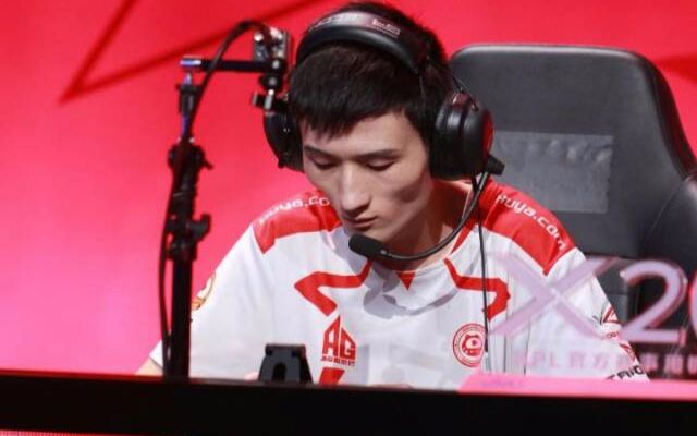 ag超玩会vv双排关羽12月18日23点直播录屏