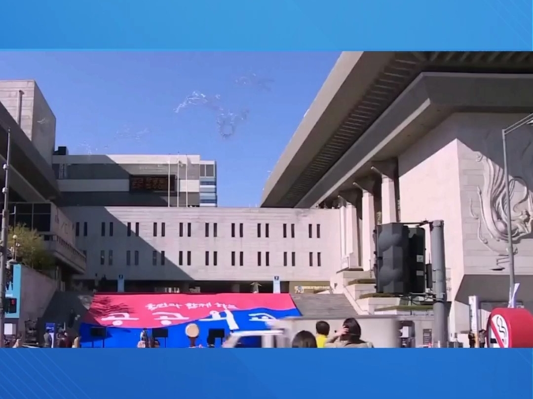 中国游客贡献1万亿韩元！韩国拼尽全力抢黄金周客源