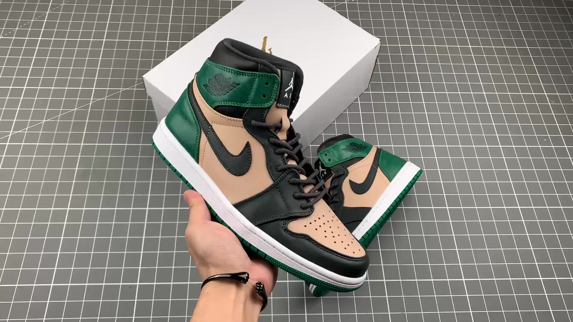 airjordan1highaj1新黑粉绿脚趾全网唯一正确版视频实拍0yan