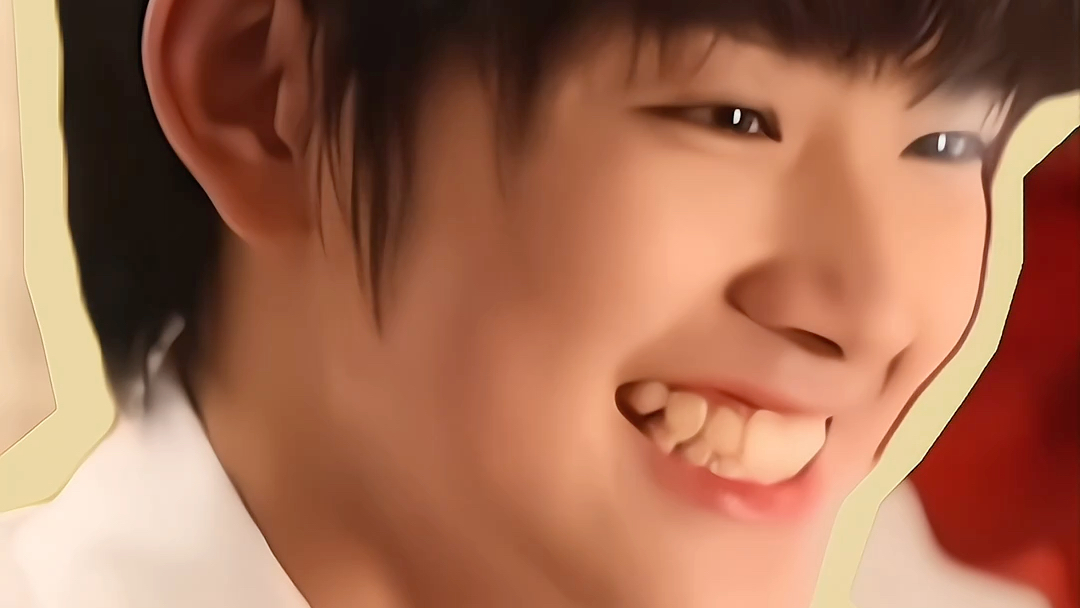 啊啊啊tf三代的张极小朋友小时候怎么这么可爱啊