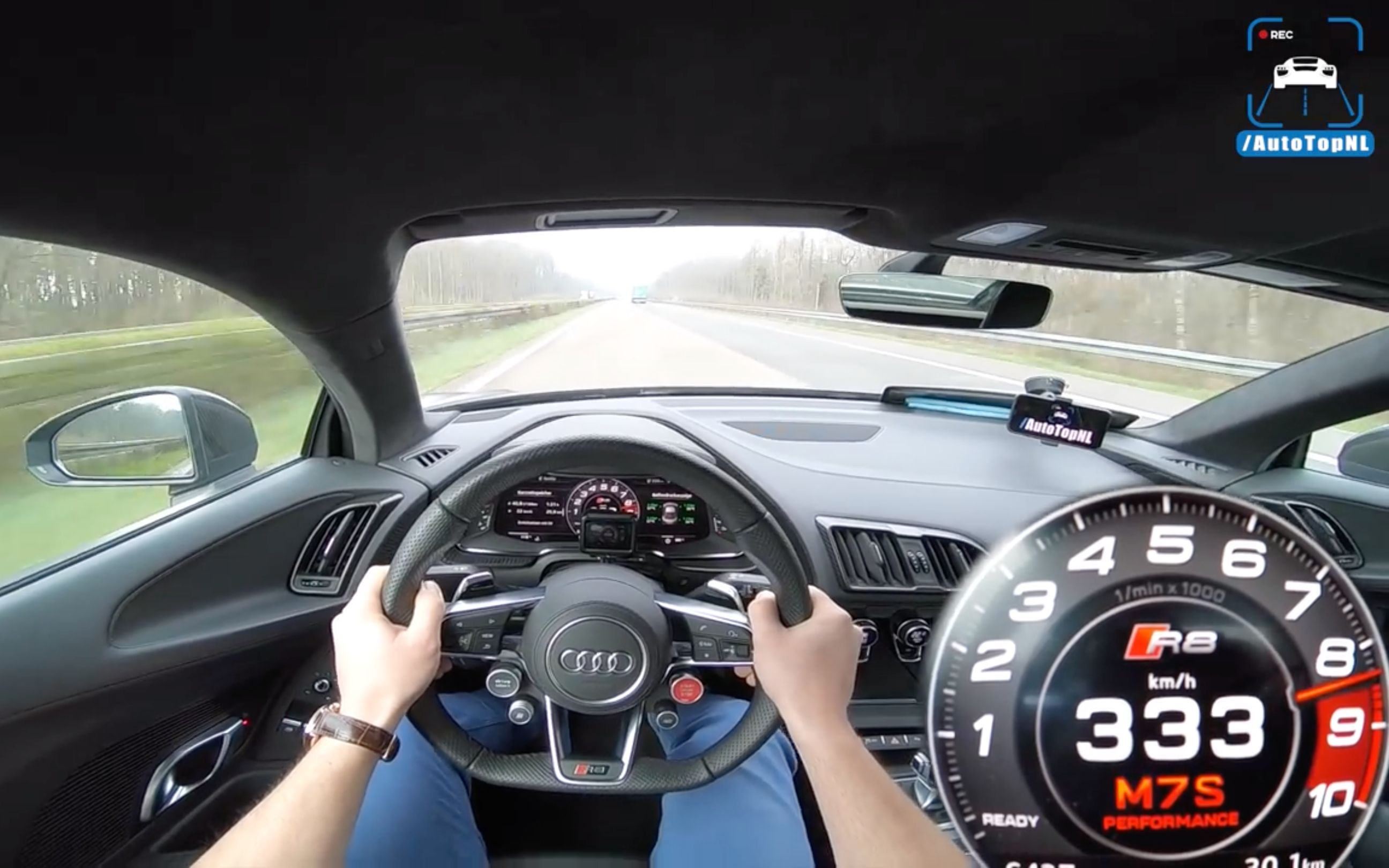 第一视角试驾奥迪r8 5.