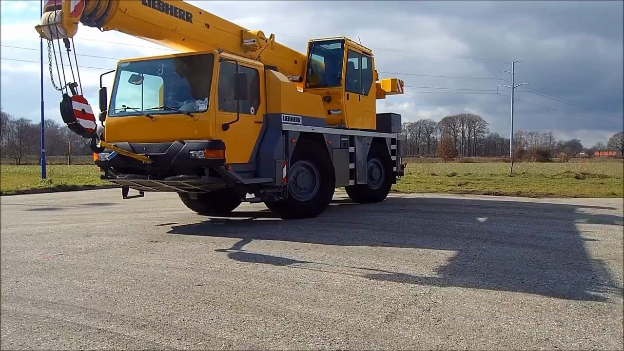 利勃海尔 liebherr ltm1030-2 轮式起重机展示