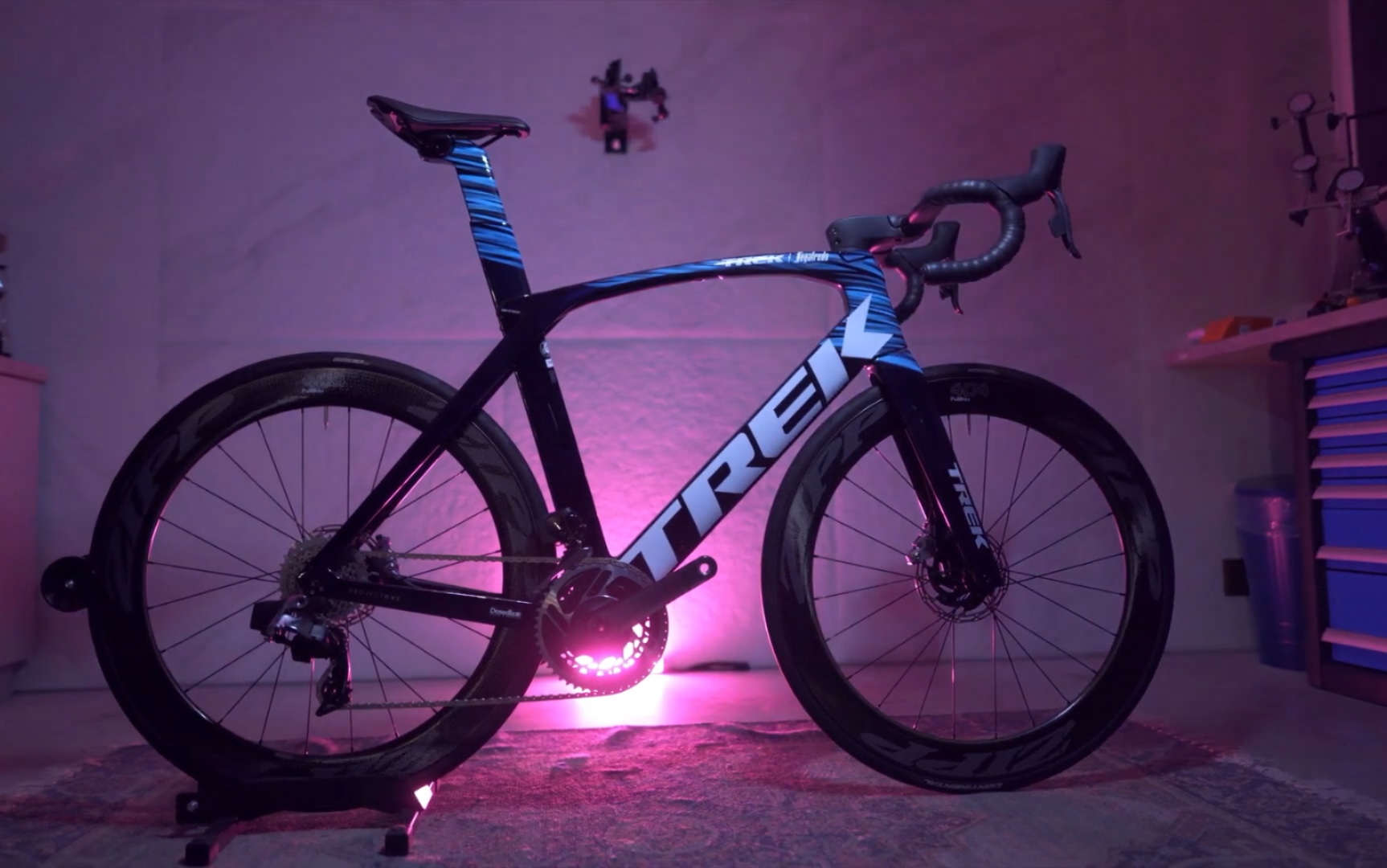 road bike-trek madone slr 公路車裝車視頻(2021.3.2)