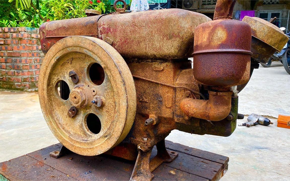 一台d15古董柴油机咋眼一看100都不值拆卸出来真是台好机器