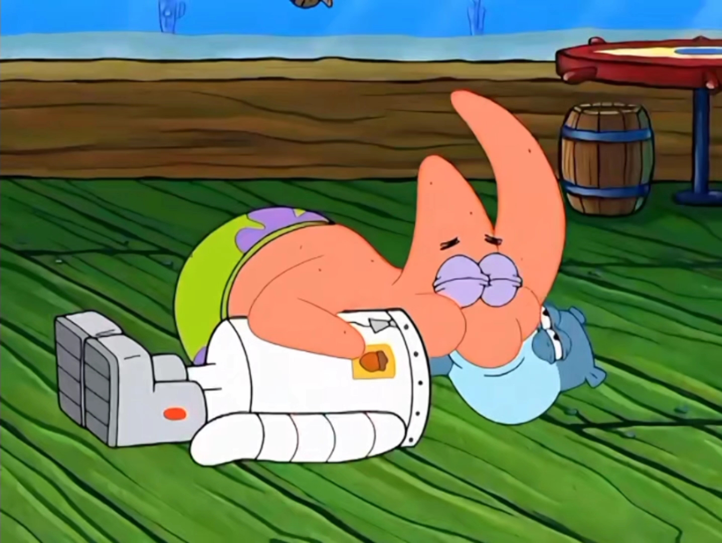 派大星被踹是有原因的.