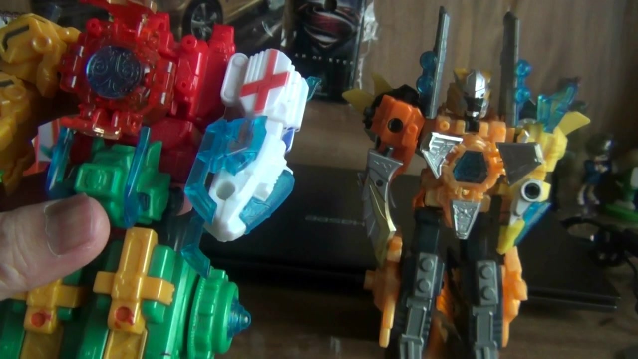 国产超级战队玩具评测04天人勇击王合体