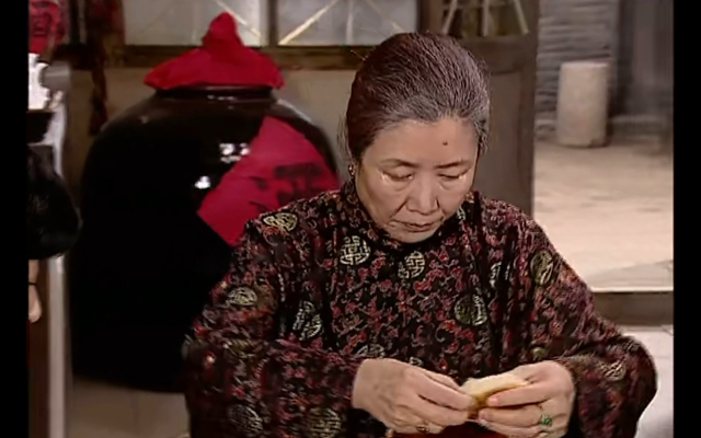 空耳天后齐老太跨服聊天!_哔哩哔哩_bilibili