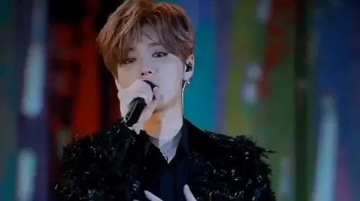 【朝鹿FORLUHAN 】鹿晗 | 让我留在你身边