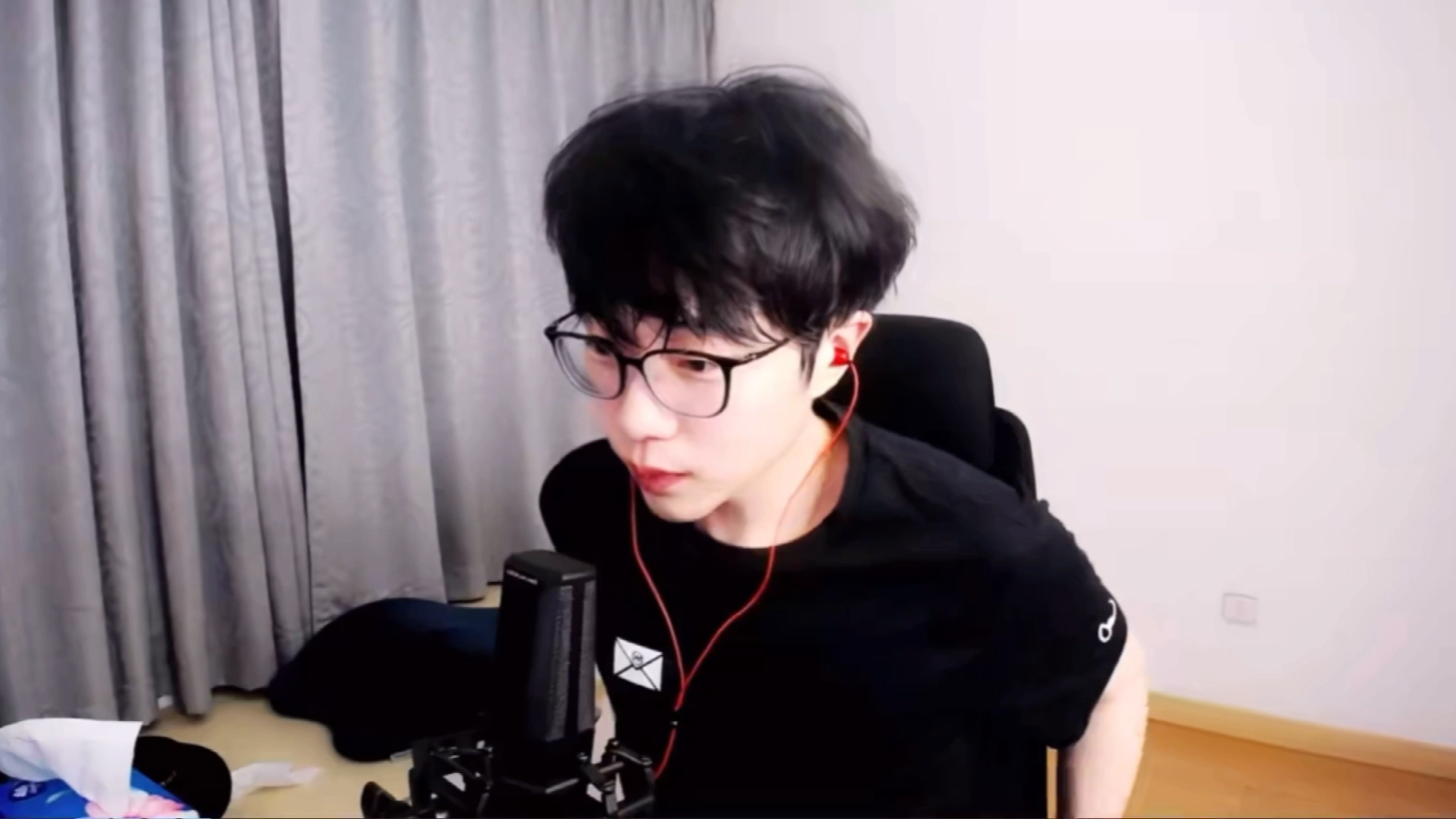 刘小怂《少年》愿你归来时 仍是少年