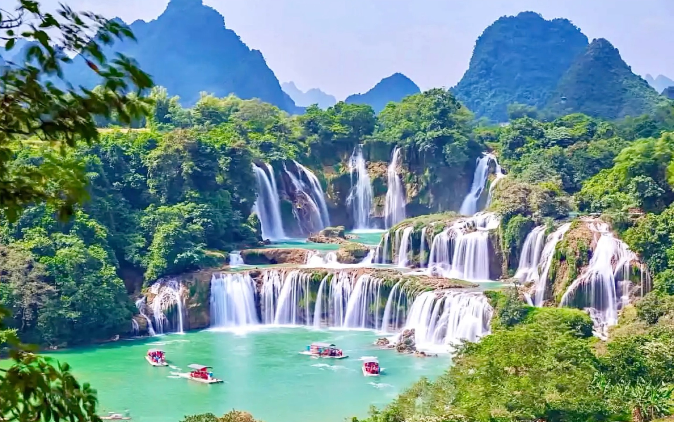 广西崇左德天跨国大瀑布观赏