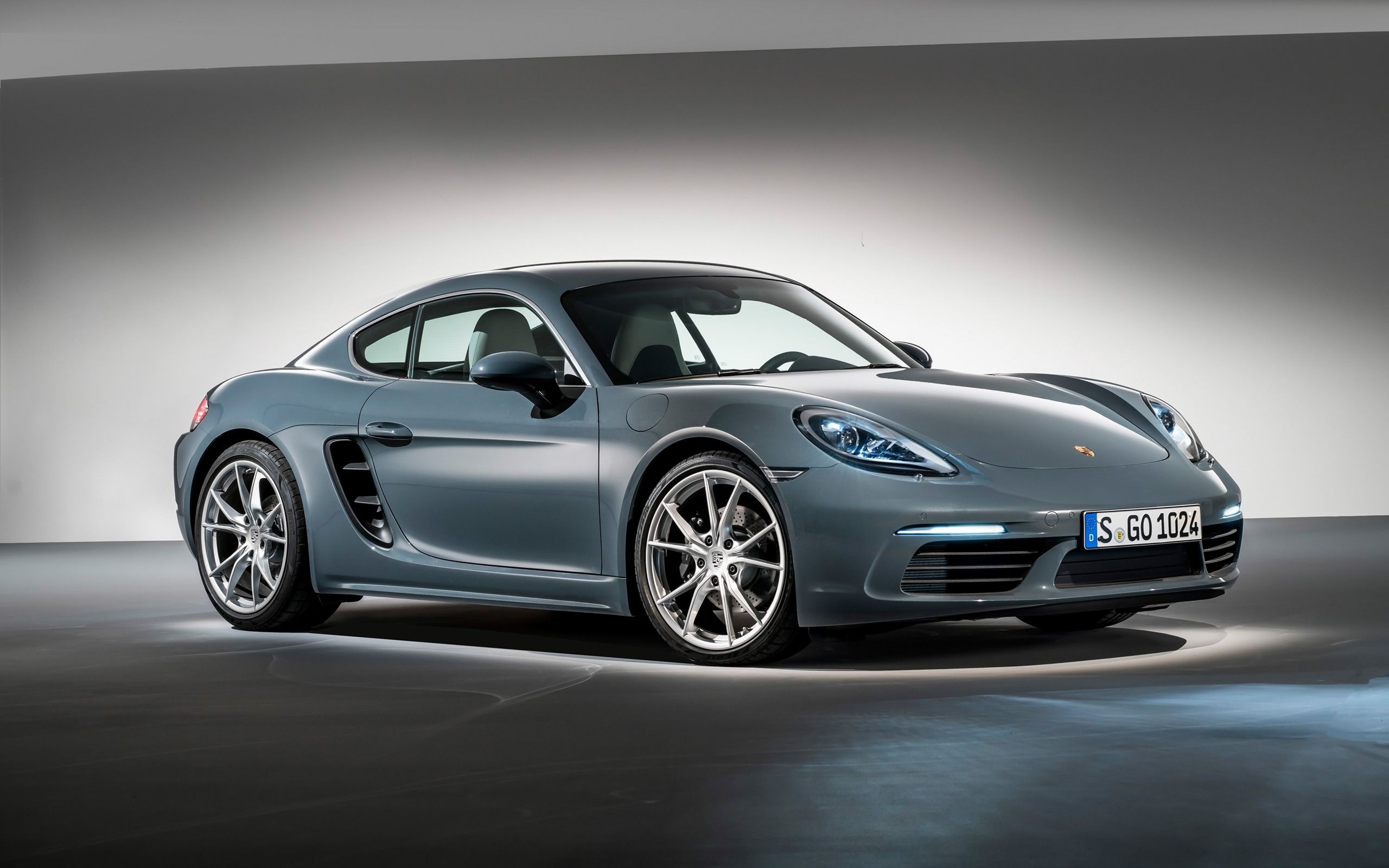 19 in 保时捷 718 cayman gts(2018)