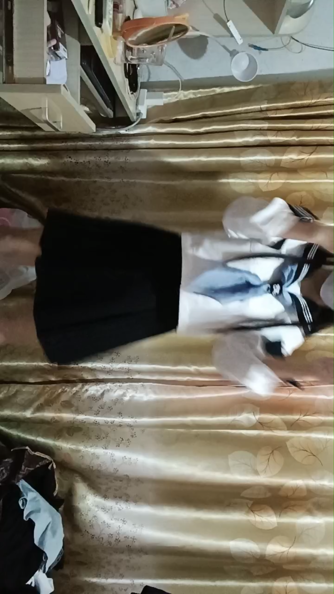 抖一抖舞蹈（抖动两个球球舞）《抖抖球的玩法》
