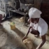 印度街头小糕点小作坊生产干净卫生