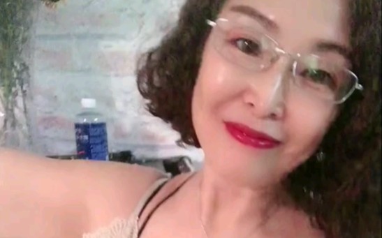 活动作品丰满的六十岁熟女阿姨你喜欢吗