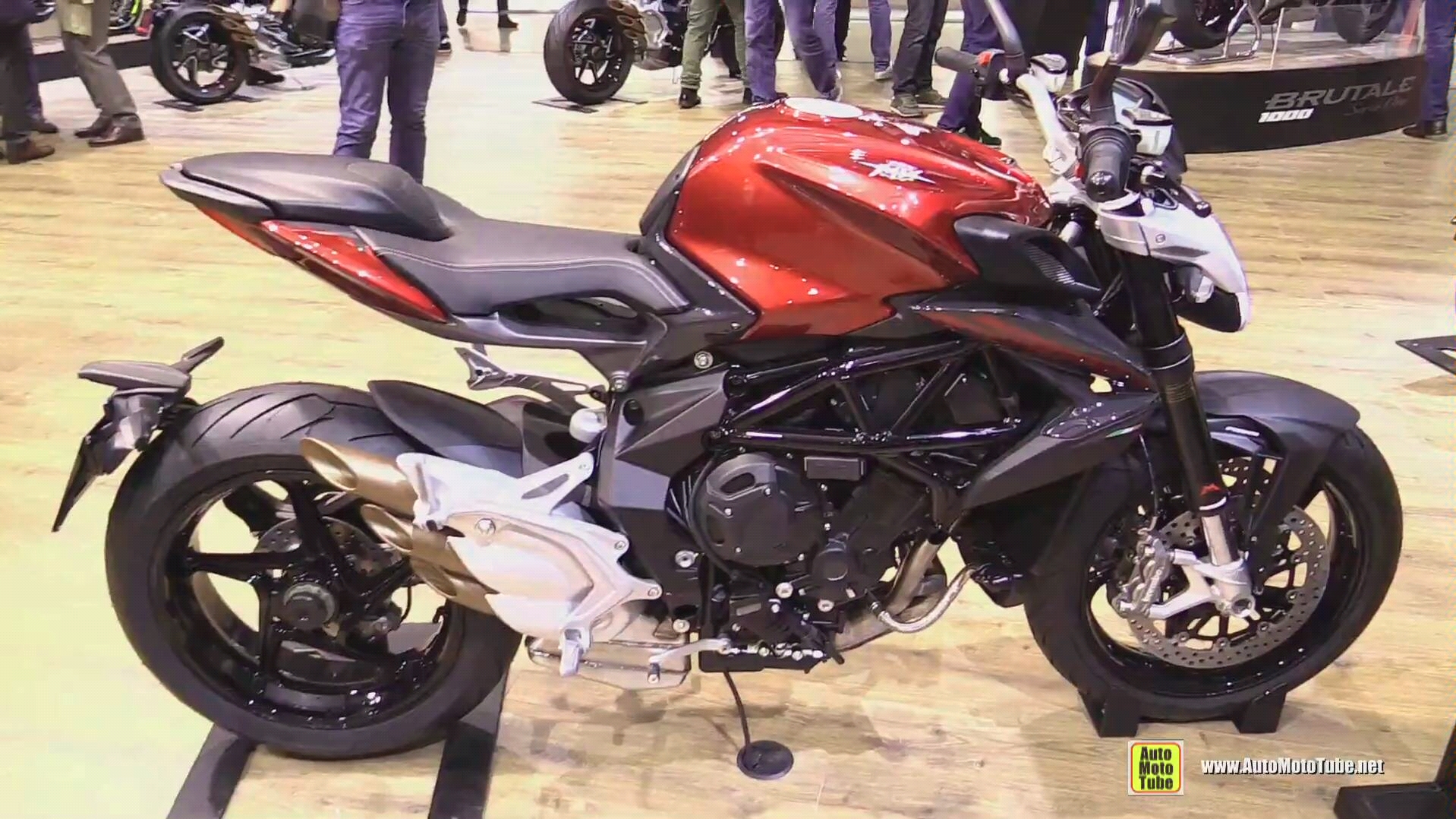 【机车】2019奥古斯塔 MV Agusta Brutale 800 米兰车展哔哩哔哩bilibili