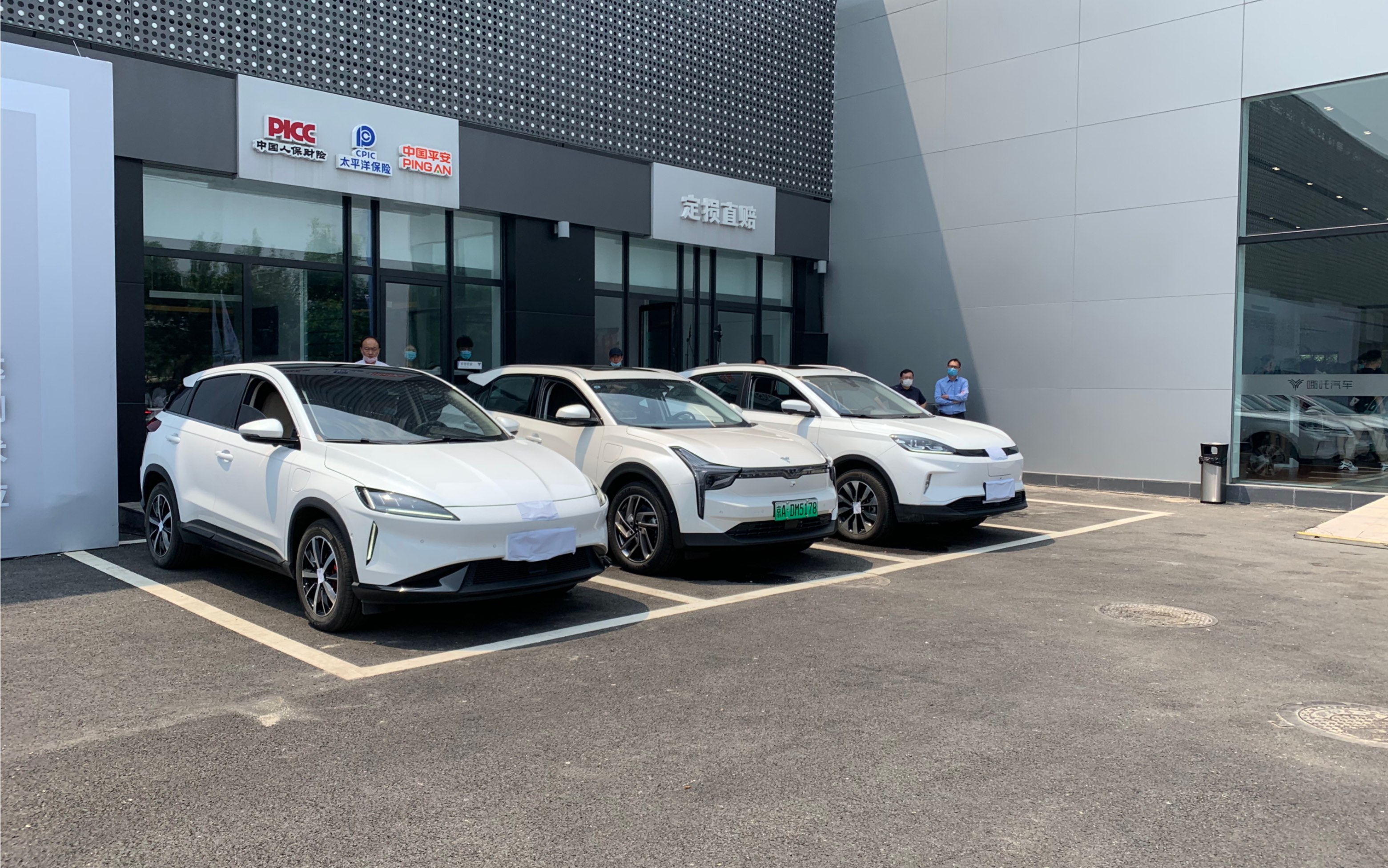 三款新势力电动车比较自动泊车功能