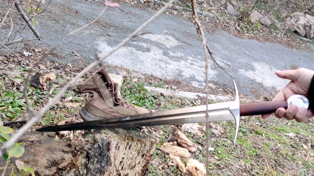 极致劈刺 三角刃 剪刀效果 护手 平衡 剑首 驻波 西洋武装劈刺剑 剑