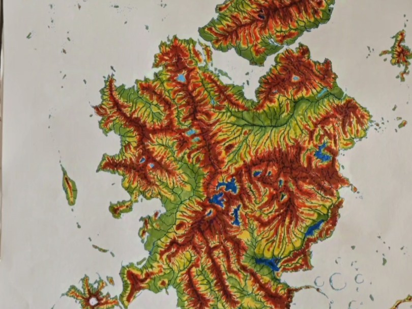 终于把小时候画的架空地图安排上分层设色地形图了哔哩哔哩bilibili