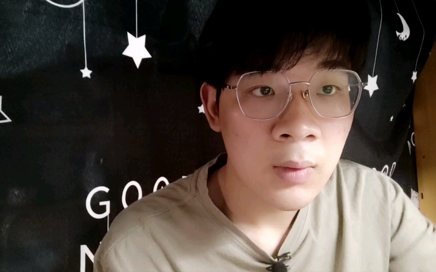 活动作品白寅致中文系只学会了为他人泪流满面