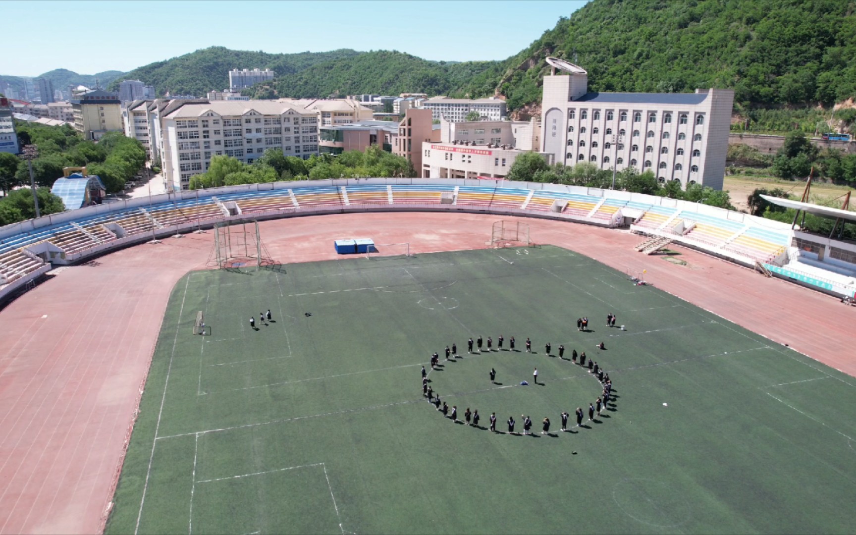 活动  毕业季延大杨家岭校区操场随拍