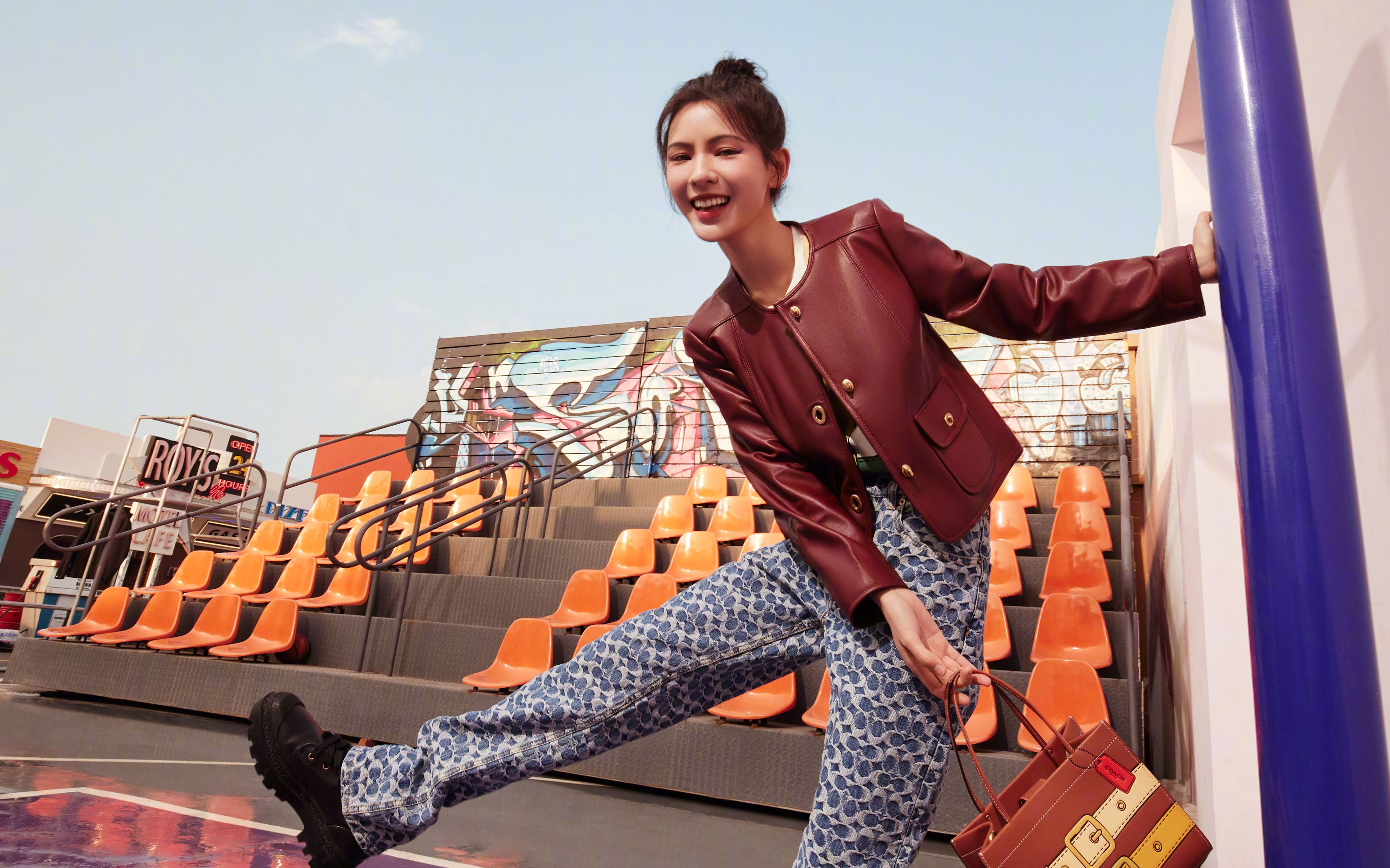 张予曦 - catch me catch my bag 广告